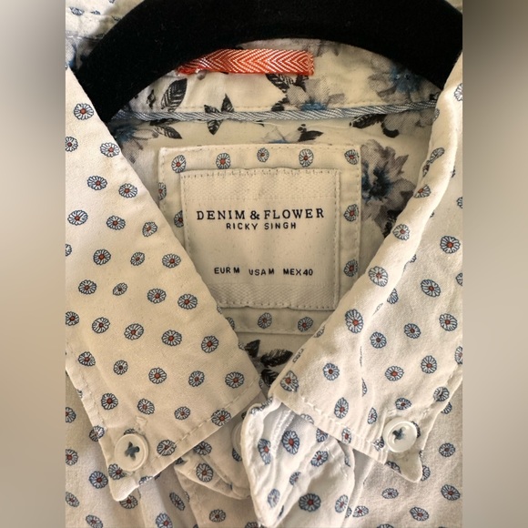 Denim & Flower Men’s Button Up Tee - Picture 3 of 3